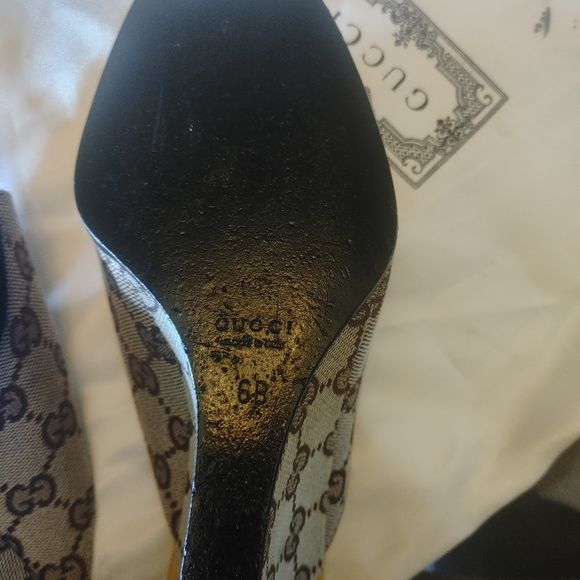 Shoes - Picture 6 of 6